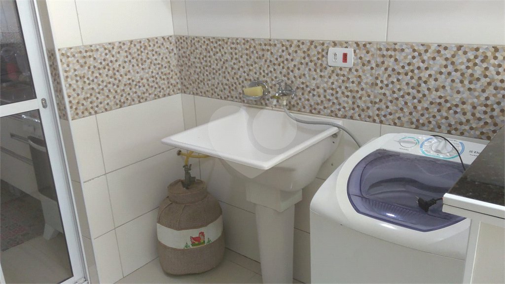 Casa Térrea à venda com 3 quartos, sendo 1 suíte,  em Jardim Estância Brasil, Atibaia, SP