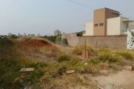 Terreno à Venda no Bairro Santa Julia - São Carlos