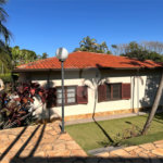 Casa à venda ou para alugar com 3 quartos, sendo 1 suíte, no condomínio Recanto Florido, Vinhedo - SP
