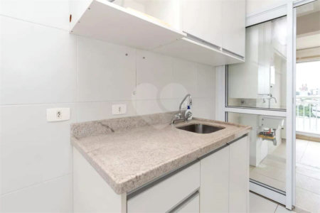 Apartamento à venda com 2 suítes em Vila Cordeiro, São Paulo, SP