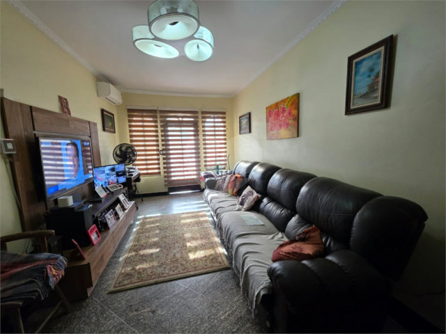Casa à venda com 3 quartos, sendo 1 suíte,  em Santana, São Paulo, SP