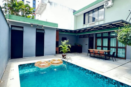 Casa com 3 dormitórios para alugar, 170 m² por R$ 13.740,00/mês - Gonzaga - Santos/SP