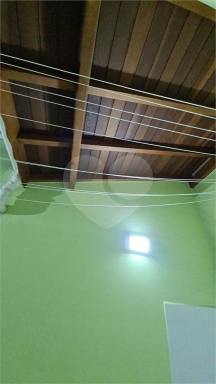 Casa à venda com 3 quartos, sendo 1 suíte, no condomínio Alvorada Parque Vitória, São Paulo - SP