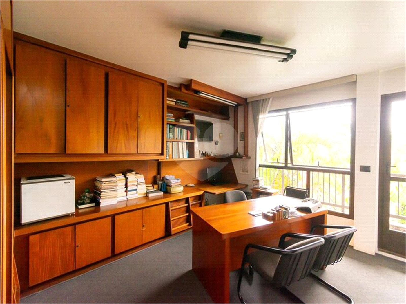 Casa à venda com 8 quartos, sendo 2 suítes, em Indianópolis, São Paulo, SP