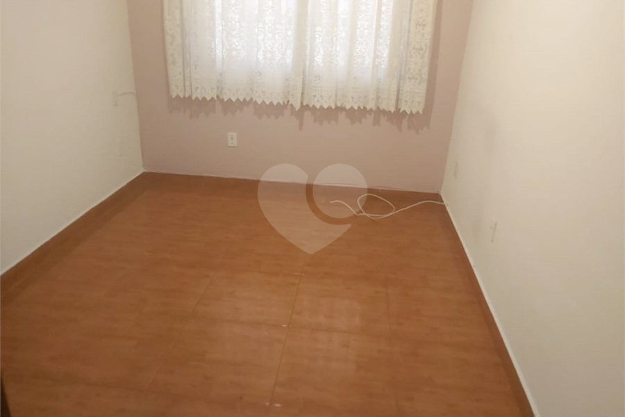 Sobrado à venda com 3 quartos, sendo 1 suíte, em São João Clímaco, São Paulo, SP