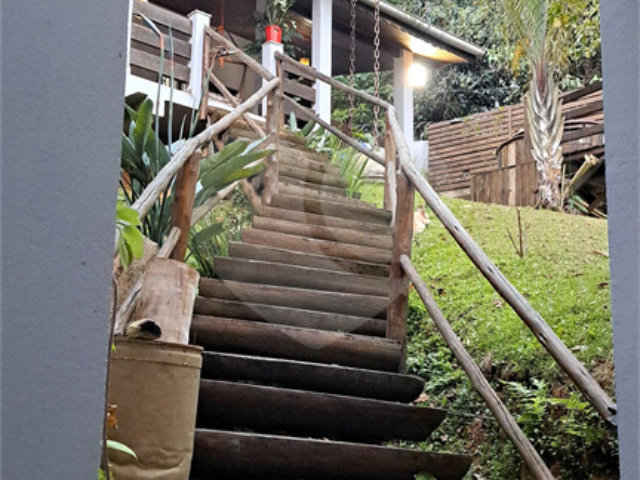 Casa à venda com 3 quartos, sendo 1 suíte,  em Chácara Arantes, Mairiporã, SP