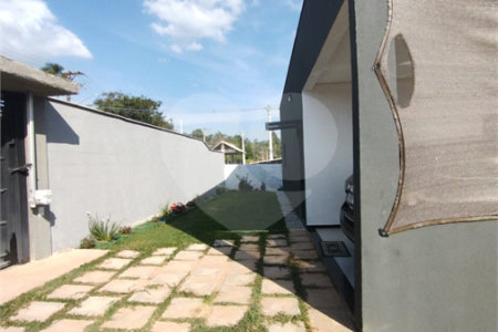 Chácara à venda com 4 quartos, sendo 1 suíte,  no Centro, Biritiba-mirim, SP