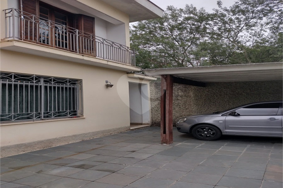 Sobrado à venda com 3 quartos em Tremembé, São Paulo, SP