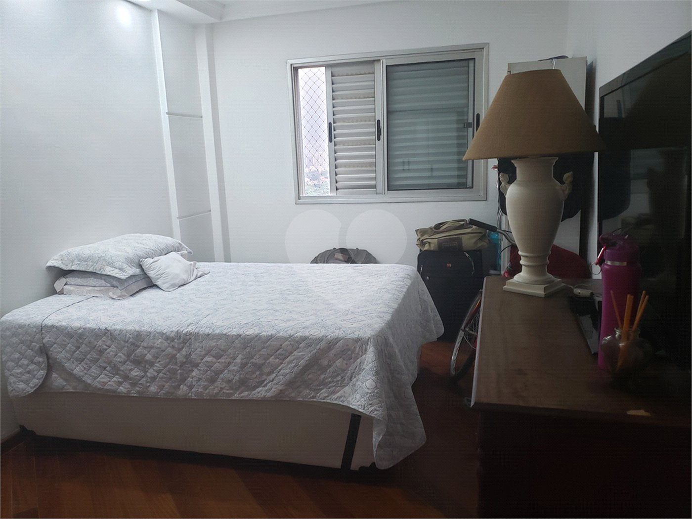 Apartamento à venda com 3 quartos, sendo 1 suíte, em Alto da Boa Vista, São Paulo, SP