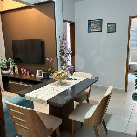 Apartamento à venda com 2 quartos, sendo 1 suíte, em Parque Santa Laura, Ferraz de Vasconcelos, SP