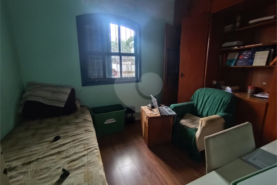 Sobrado à venda com 4 quartos, sendo 2 suítes,  em Tremembé, São Paulo, SP