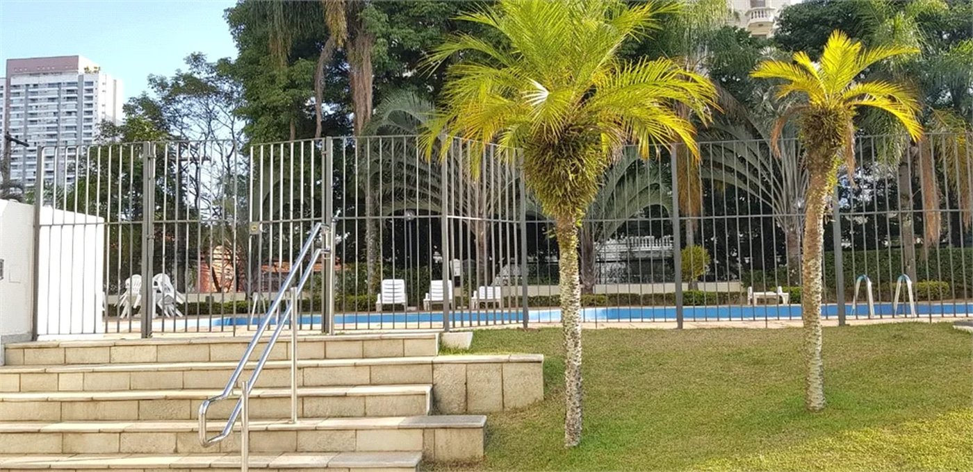 Apartamento à venda com 3 quartos, sendo 1 suíte, em Cidade Monções, São Paulo, SP