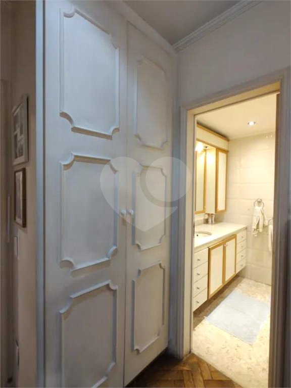 Apartamento à venda com 4 quartos, sendo 1 suíte, em Brooklin Paulista, São Paulo, SP