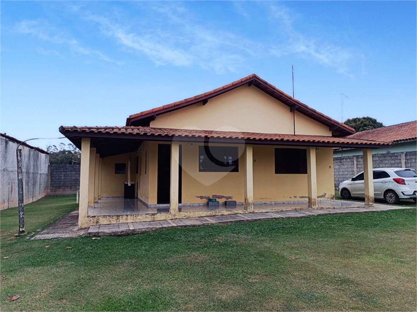 Chácara à venda com 2 suítes em Pavão (canguera), São Roque, SP