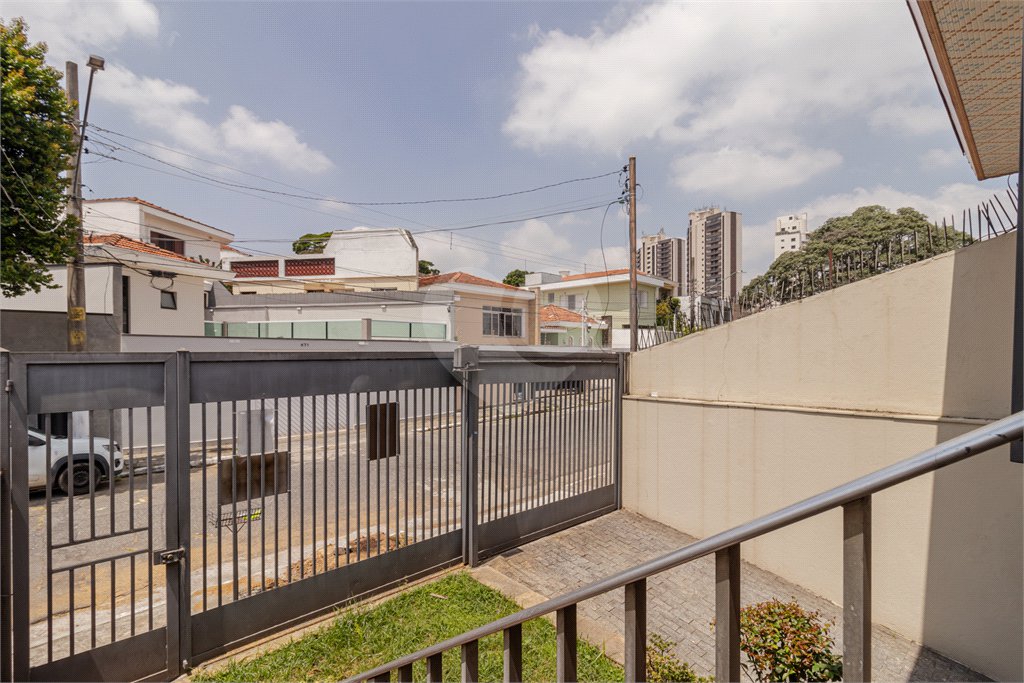 Casa Térrea à venda com 4 quartos, sendo 2 suítes, em Bosque da Saúde, São Paulo, SP