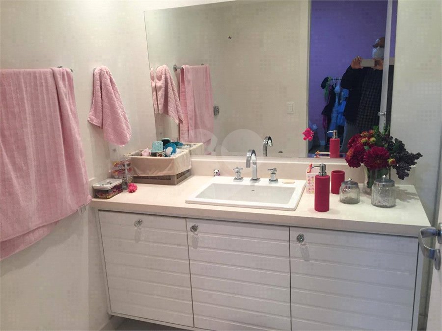 Apartamento à venda ou para alugar com 4 suítes em Santo Amaro, São Paulo, SP