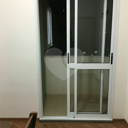 Apartamento à venda com 3 quartos, sendo 1 suíte, em Parque Residencial Aquarius, São José dos Campos, SP