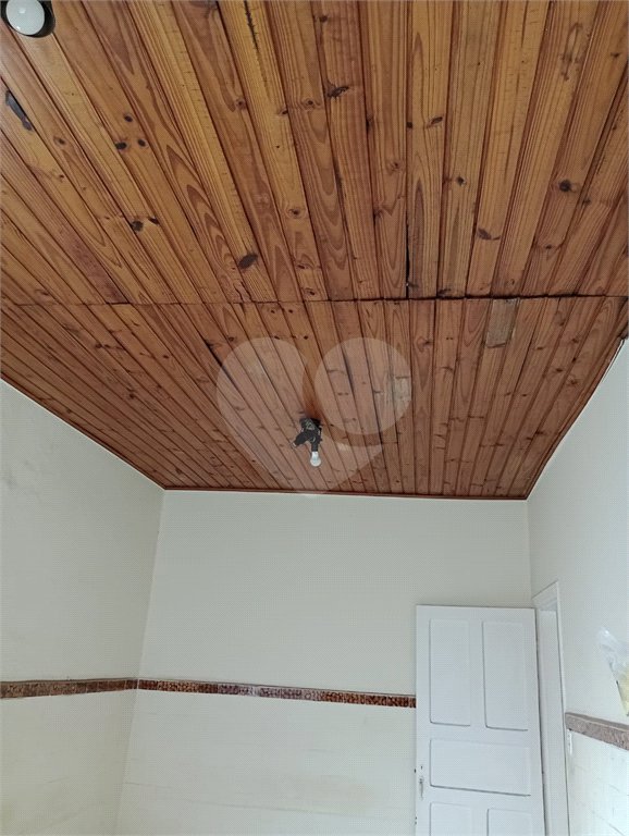 PREDIO COM 2 CASAS NO SACOMÃ