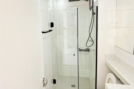 Apartamento à venda com 2 quartos em Santo Amaro, São Paulo, SP