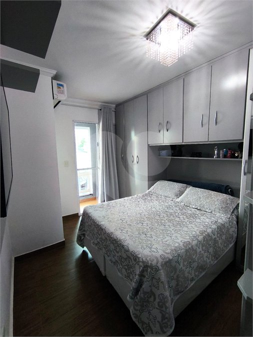 Sobrado à venda com 3 suítes em Vila Carrão, São Paulo, SP