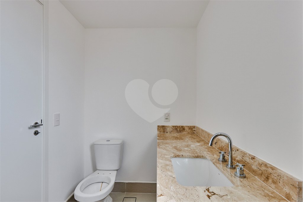Apartamento à venda com 4 quartos, sendo 2 suítes, em Santo Amaro, São Paulo, SP