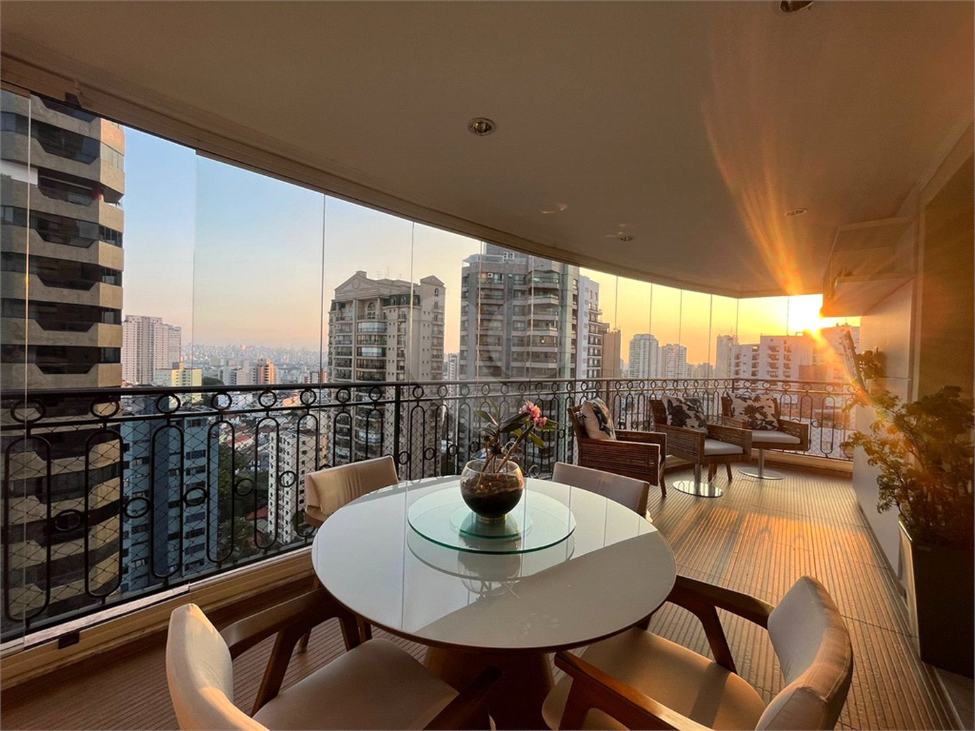 Apartamento à venda com 4 suítes em Santana, São Paulo, SP