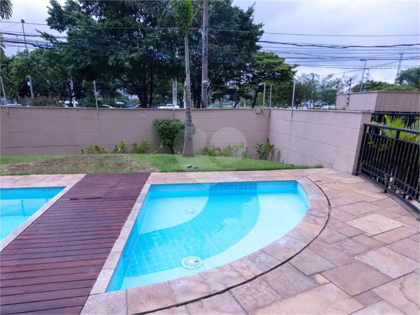 Apartamento à venda ou para alugar com 2 quartos, sendo 1 suíte, em Barra Funda, São Paulo, SP