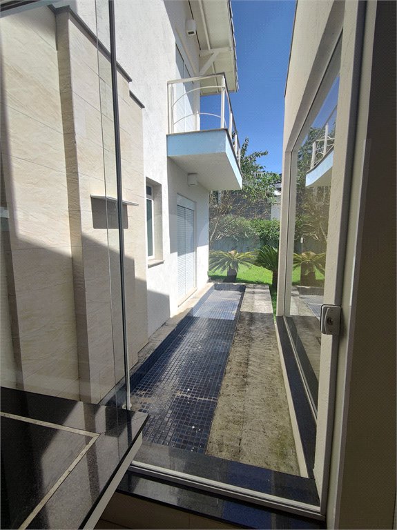 Casa à venda com 3 suítes no condomínio Residencial Suzano, Suzano - SP