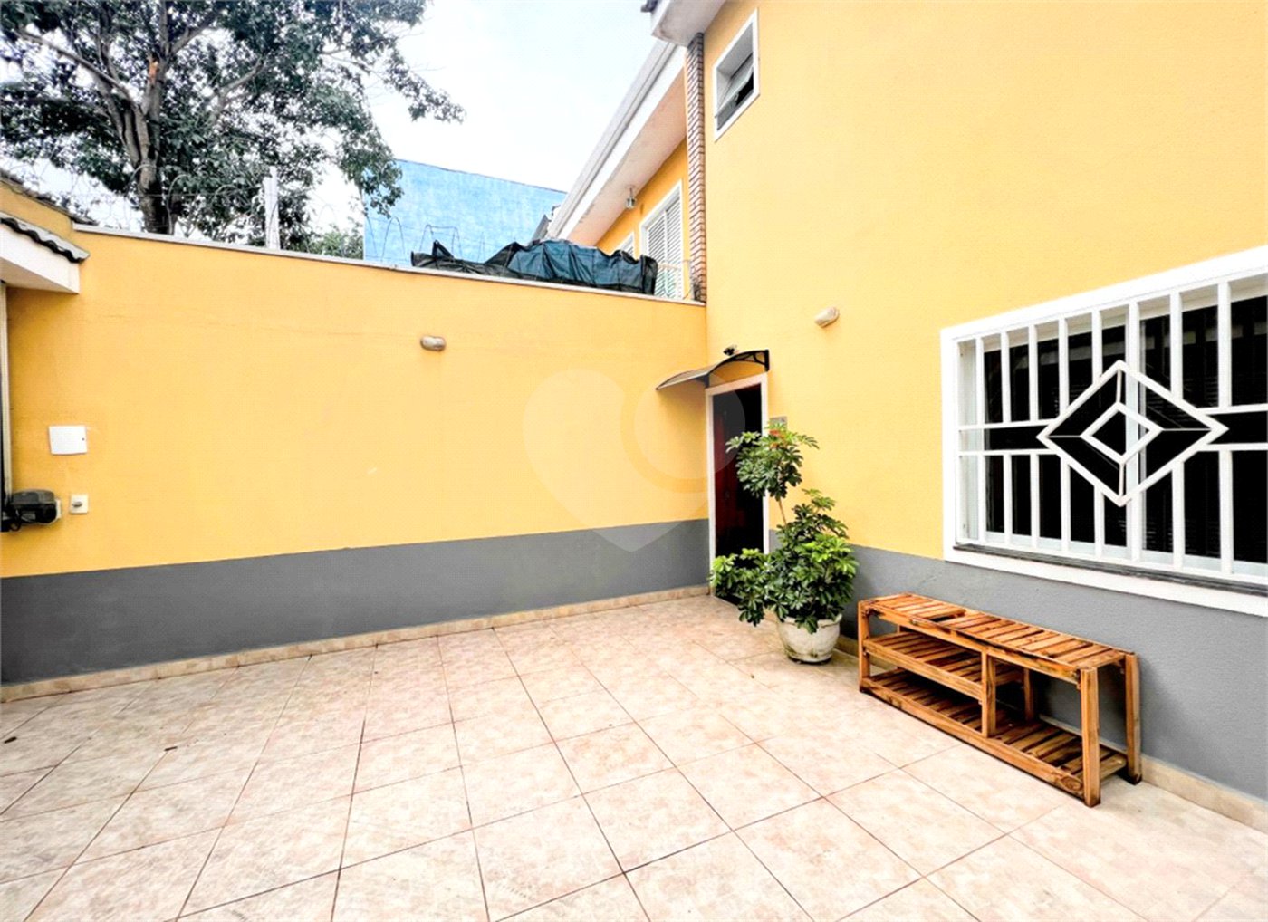 Sobrado à venda com 3 quartos, sendo 1 suíte, em Campo Grande, São Paulo, SP