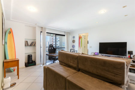 Apartamento à venda com 2 quartos, sendo 1 suíte,  em Vila Hamburguesa, São Paulo, SP