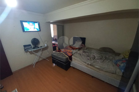 Sobrado à venda com 3 quartos, sendo 1 suíte, em Jardim Helga, São Paulo, SP