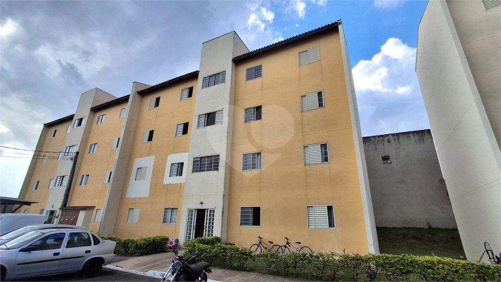 Apartamento à venda com 2 quartos em Parque São João, Votorantim, SP