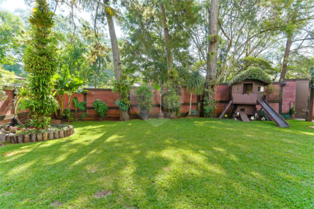 Casa Térrea à venda com 1 quarto em Jardim Marajoara, São Paulo, SP