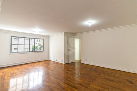 Apartamento à venda com 2 quartos em Indianópolis, São Paulo, SP