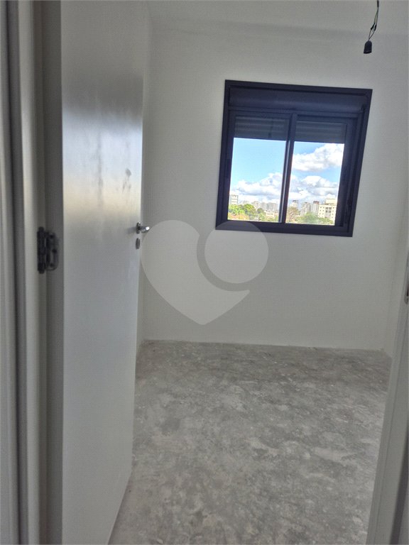 Apartamento à venda com 3 quartos, sendo 1 suíte, em Vila Anastácio, São Paulo, SP