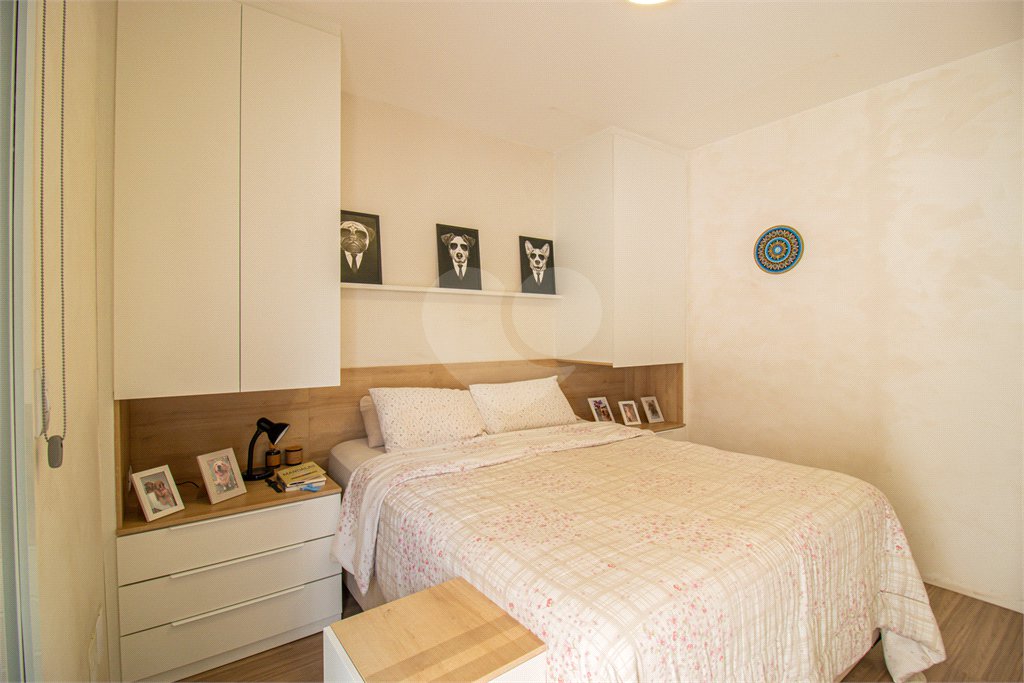 Casa à venda com 2 suítes no condomínio Residencial Living Sabara, São Paulo - SP