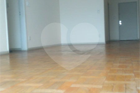 Apartamento à venda com 3 quartos, sendo 2 suítes, em Perdizes, São Paulo, SP