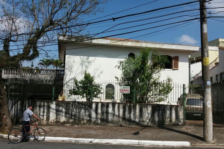 Sobrado à venda com 4 quartos, sendo 1 suíte, em Tremembé, São Paulo, SP