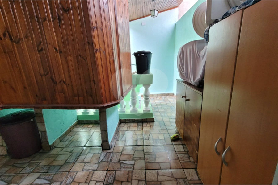 Casa à venda com 4 quartos, sendo 1 suíte, em Parque Maria Domitila, São Paulo, SP