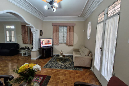 Casa à venda com 4 quartos em Grajaú, Rio de Janeiro, RJ