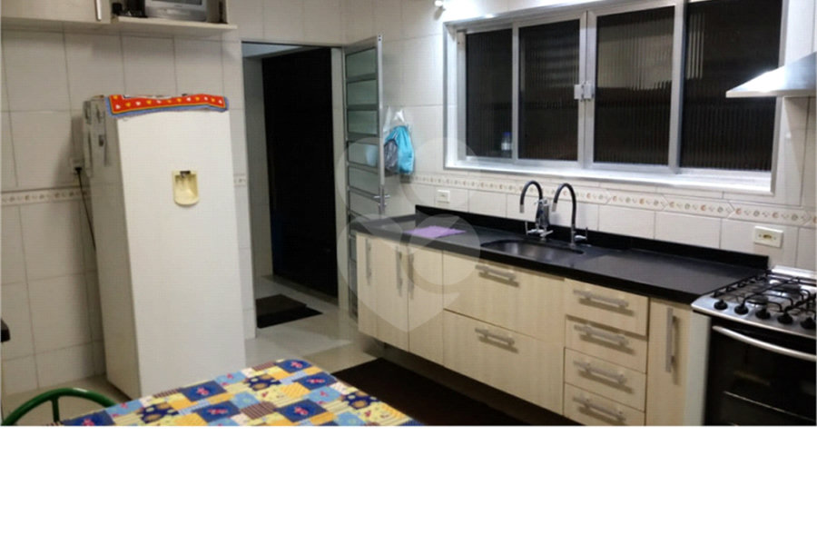 Sobrado à venda com 3 quartos, sendo 1 suíte, em Vila Nova Cachoeirinha, São Paulo, SP