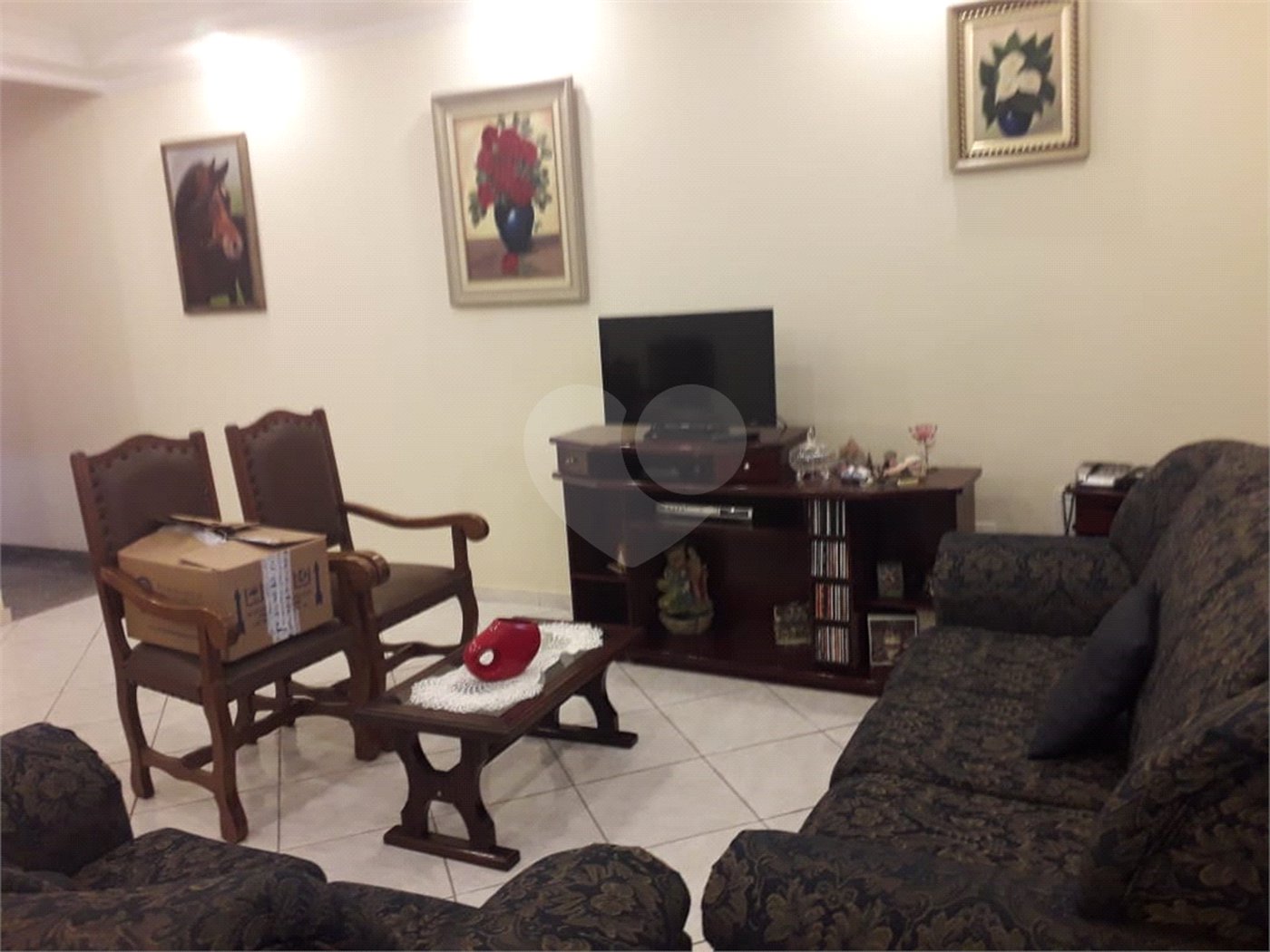 Casa à venda com 6 quartos, sendo 2 suítes, em Tatuapé, São Paulo, SP