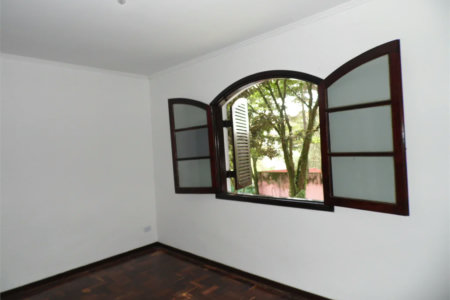 Casa à venda com 5 quartos, sendo 3 suítes, em Vila São Francisco, São Paulo, SP