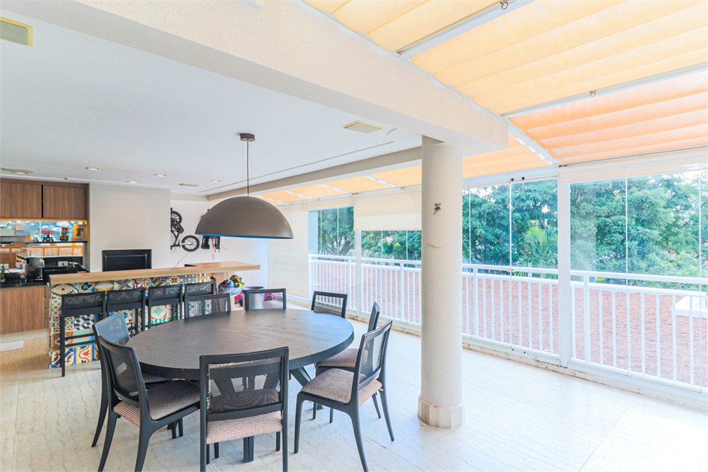 Apartamento à venda com 3 suítes em Brooklin, São Paulo, SP