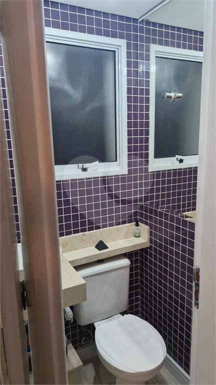 Casa à venda com 3 quartos, sendo 1 suíte,  no condomínio Moradas do Horto, São Paulo - SP