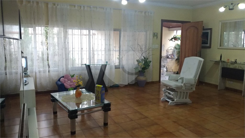 Casa Térrea à venda com 5 quartos, sendo 1 suíte, em Santana, São Paulo, SP