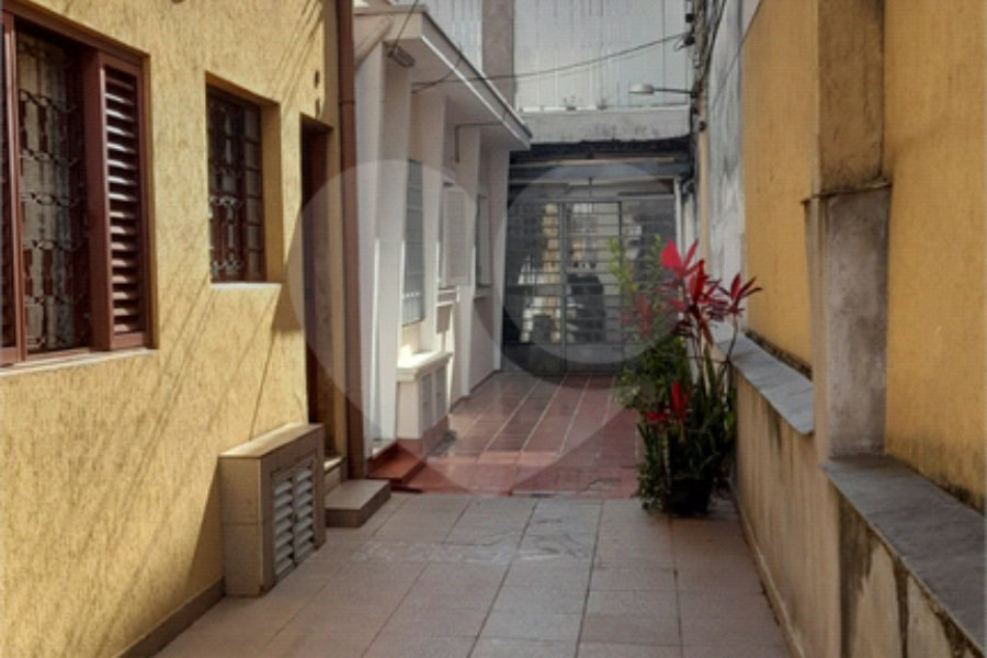 Casa de Vila à venda com 3 quartos, sendo 1 suíte, em Pari, São Paulo, SP