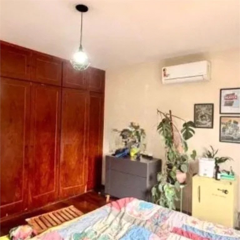Sobrado à venda com 5 suítes em Vila Romana, São Paulo, SP