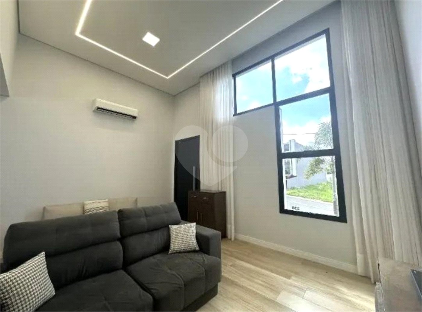 Casa à venda com 4 quartos, sendo 1 suíte, no condomínio Park Gran Reserve, Indaiatuba - SP