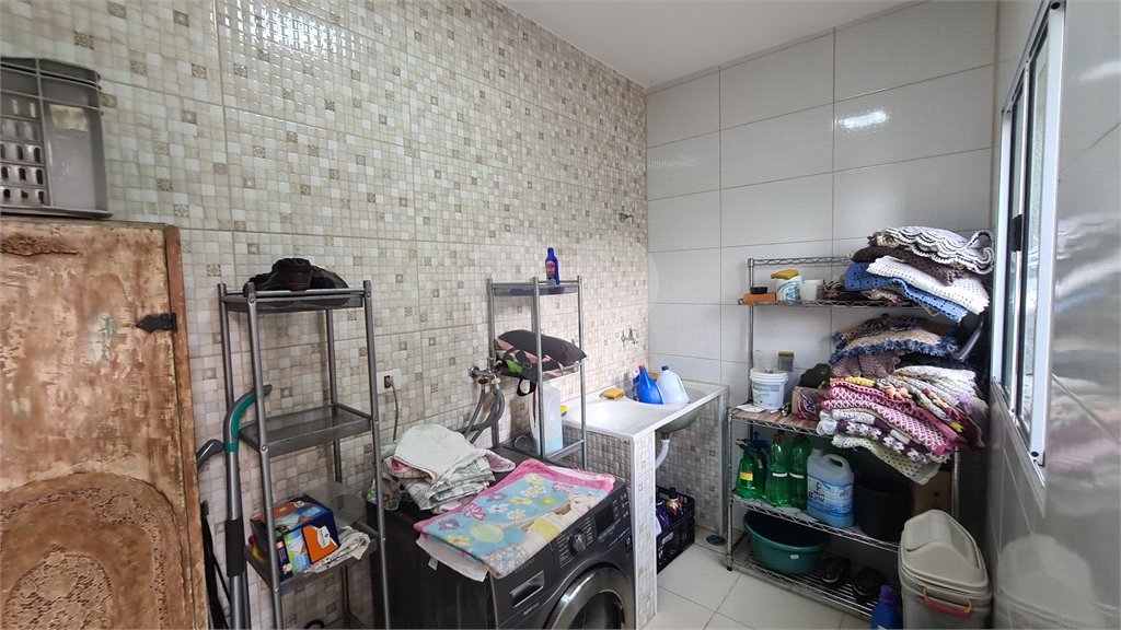 Sobrado à venda com 4 quartos, sendo 2 suítes, em Santa Teresinha, São Paulo, SP
